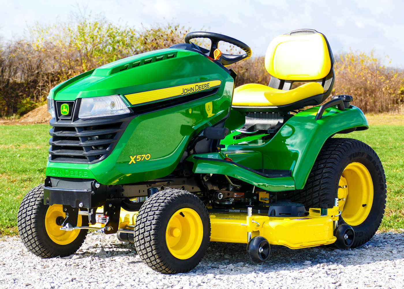 X570 Lawn Tractor With 48 Inch Deck
