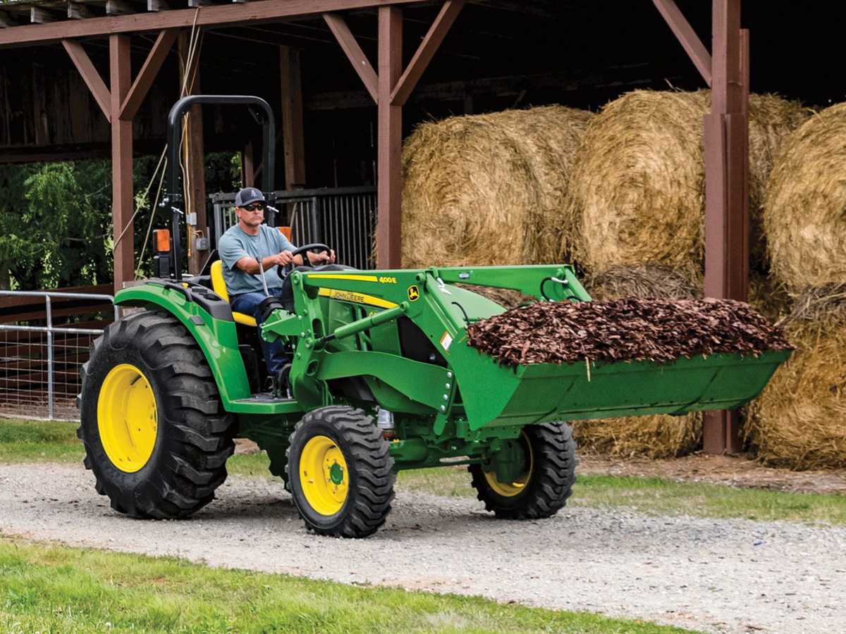 John Deere 4044M Compact Tractor with Loader