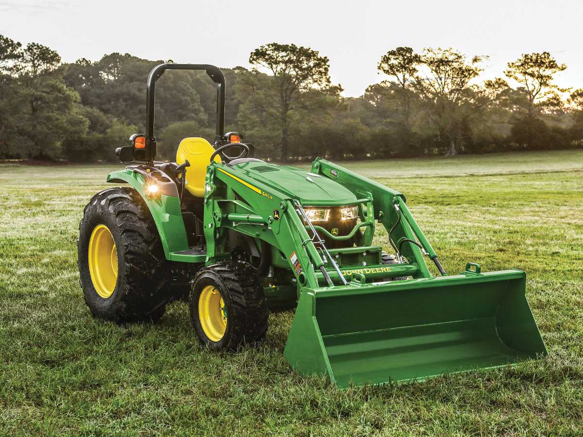 John Deere 4052M Heavy Duty Tractor with 440R Loader and Bucket