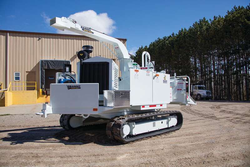 Tracked Hand Fed Chippers